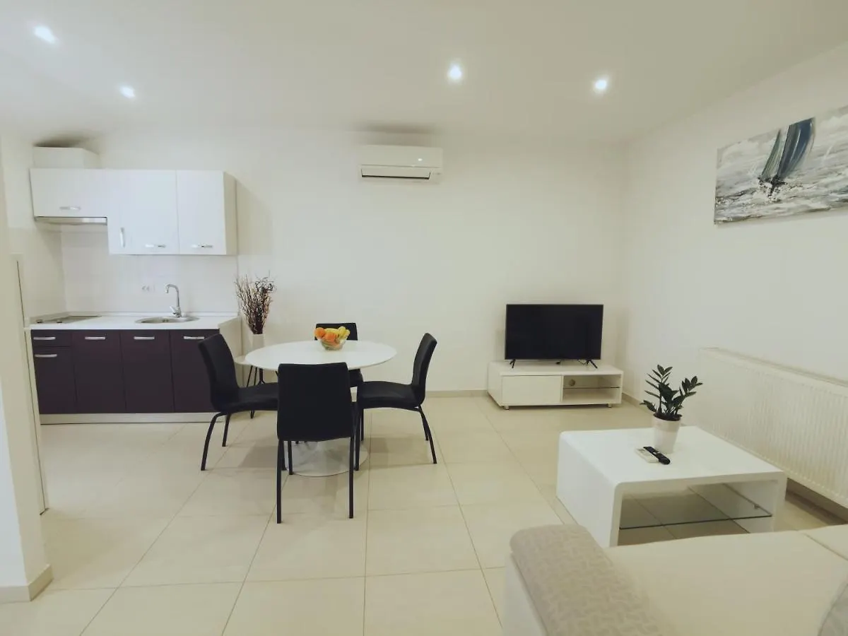 Apartment David Funtana