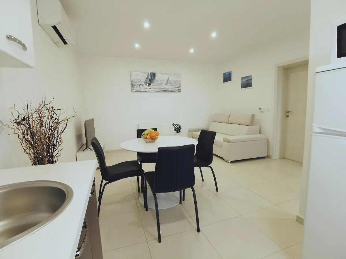 Apartment David Funtana